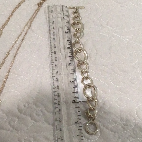 Loft Necklace and Bracelet - Picture 4 of 7